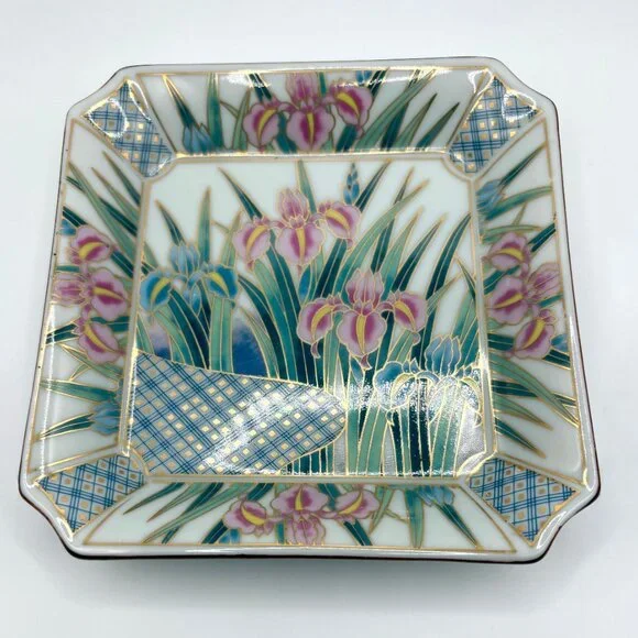 Beautiful Vintage Iris And Gold Made in Japan Ayame Porcelain Trinket Dish - Picture 2 of 4
